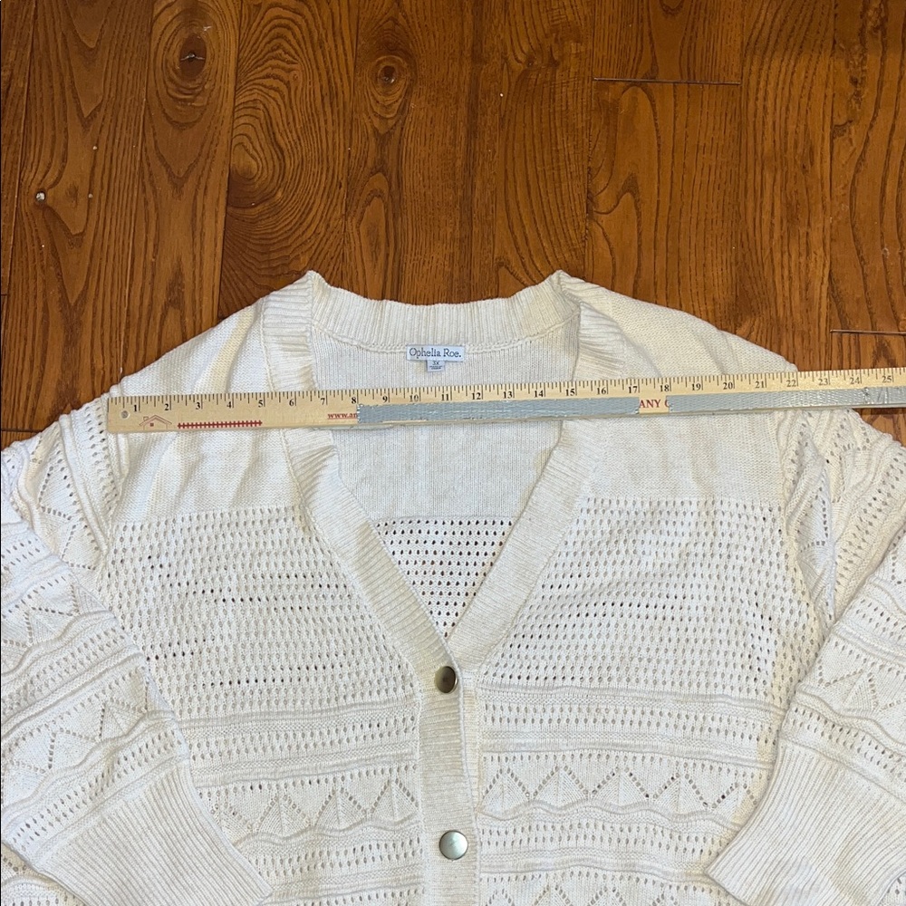 Ophelia Roe Beige Button-Up Cardigan 3X - Picture 9 of 12